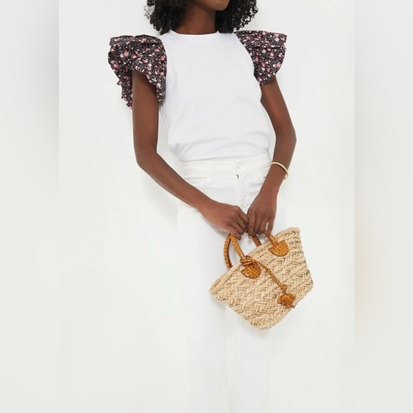 Tuckernuck Tops - Tuckernuck‎ HYACINTH HOUSE Floral Sleeve White Shelby Tee Sz Medium